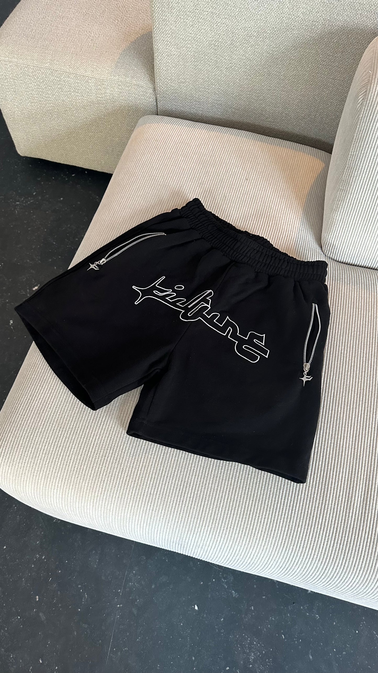 Essential Short Zip