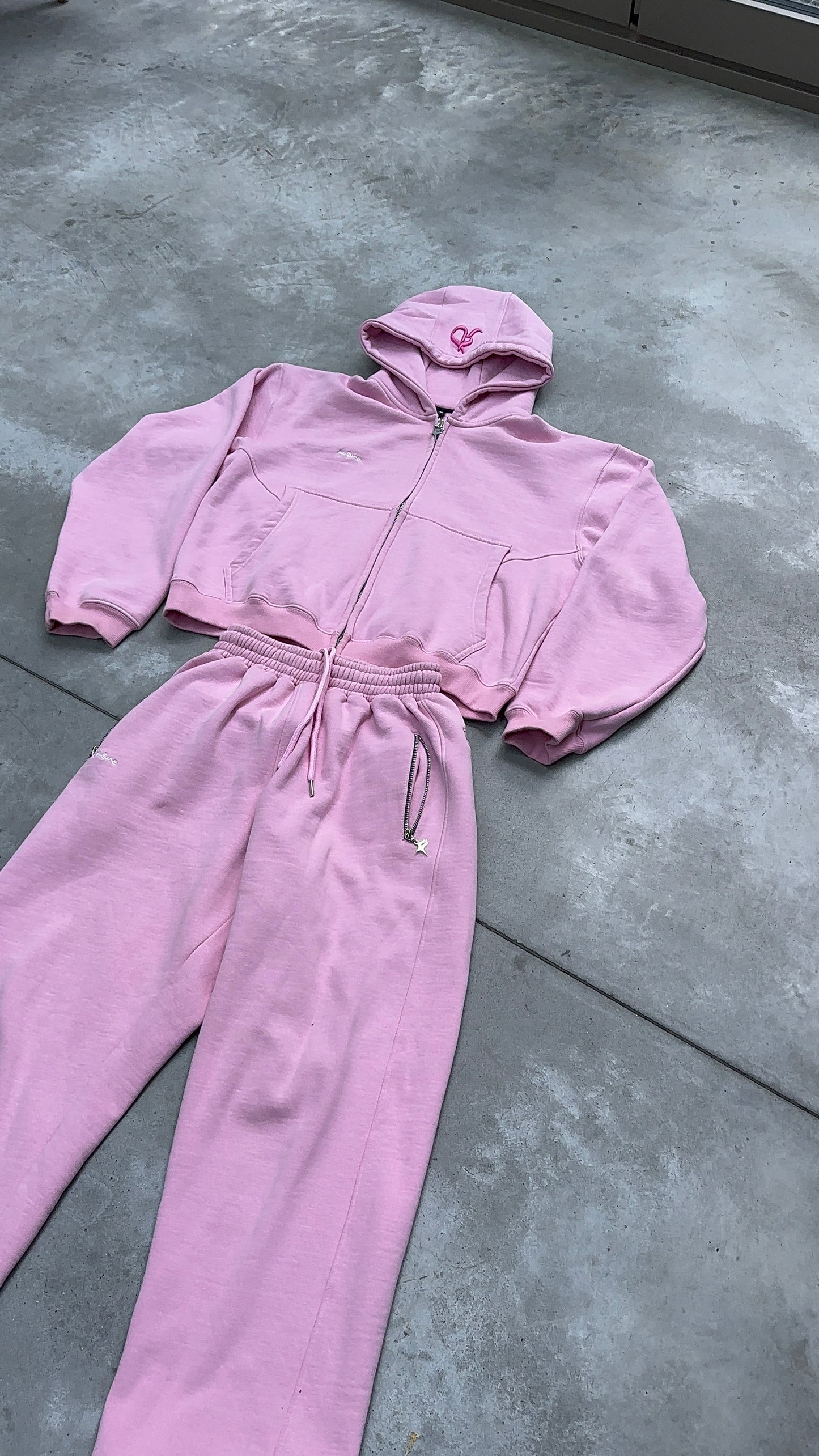 Essential Zip Hoodie