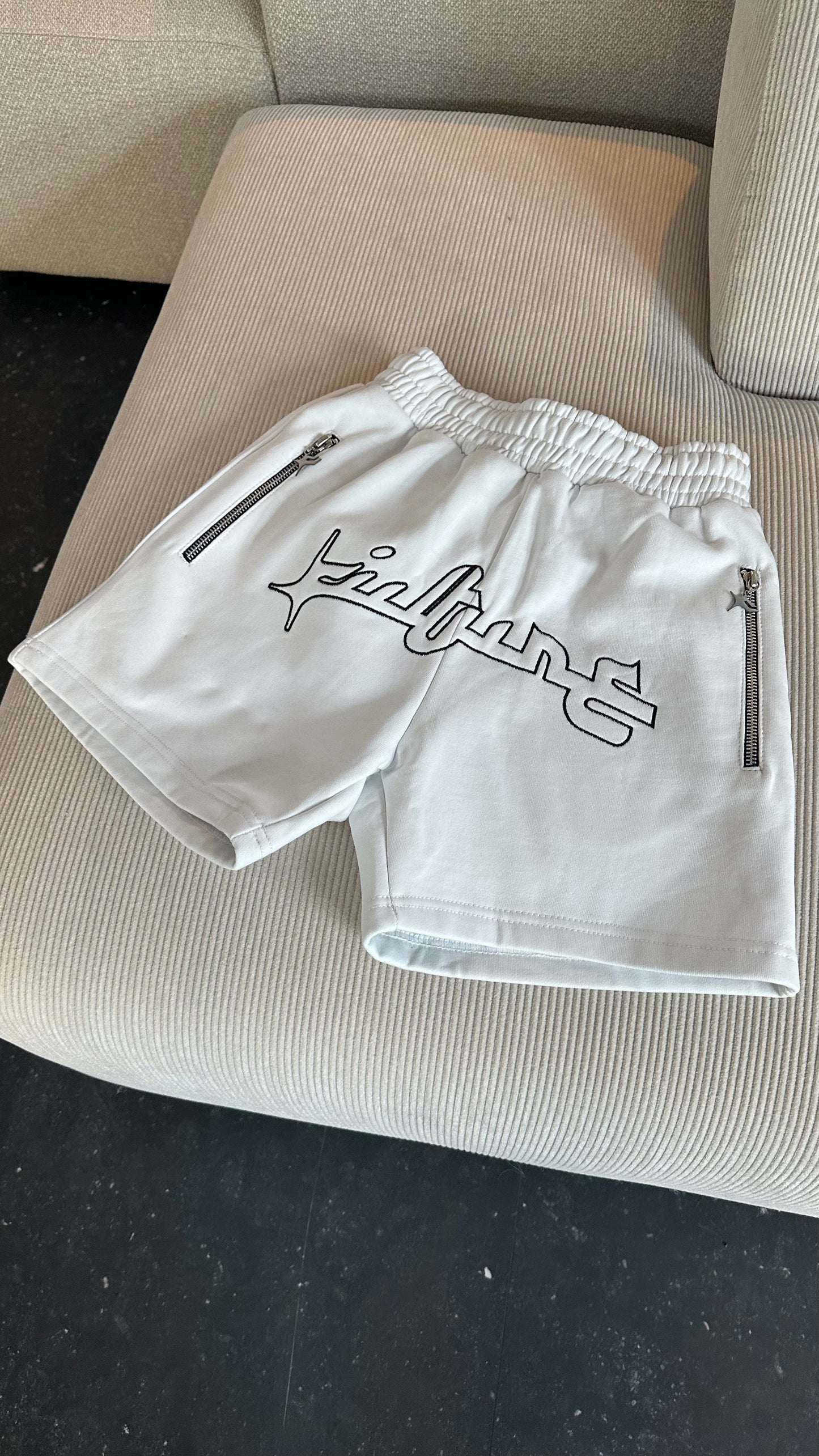 Essential Short Zip