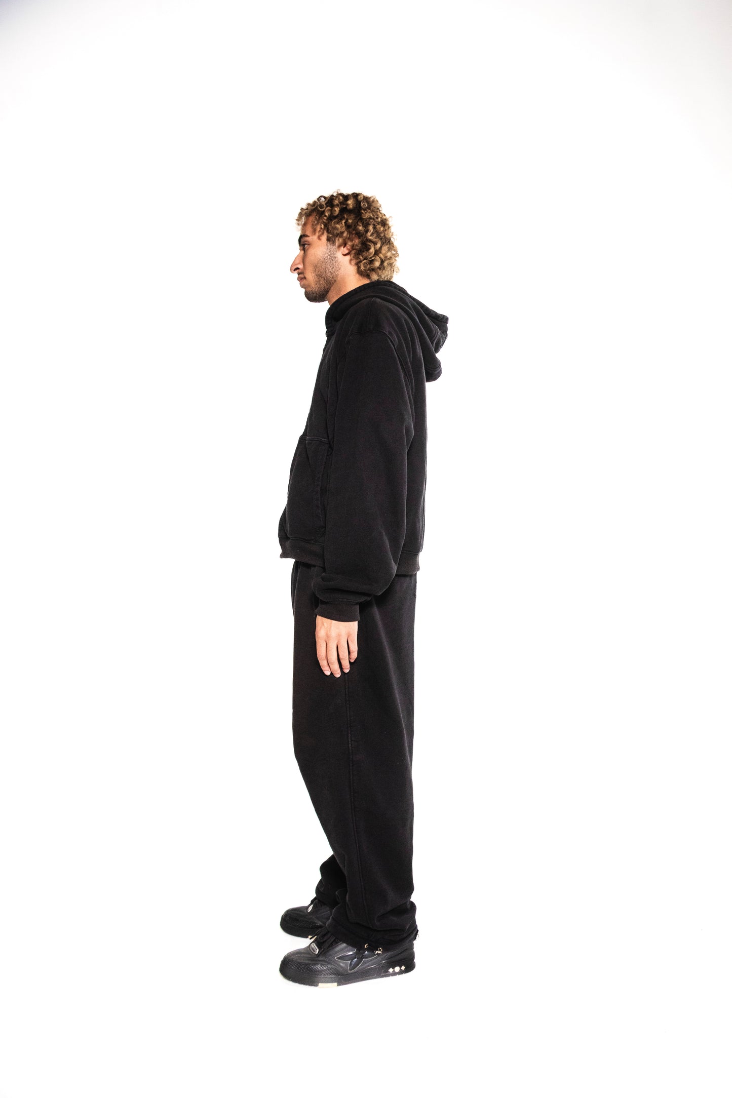 Essential Jogger Zip