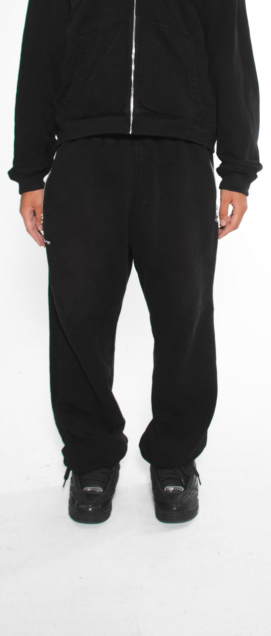 Essential Jogger Zip